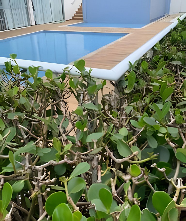 Cobertura com Jacuzzi Privativa a 500m do mar