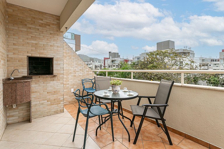 1 minuto a pé da praia com vista e paz