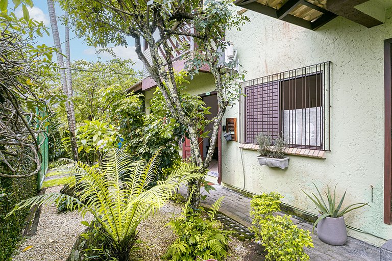 2dorm na Lagoa: faça tudo a pé, colado nas praias