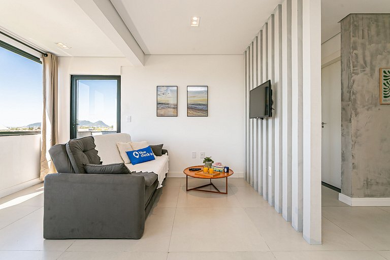 Close to the beach, do everything on foot