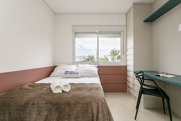 10 minutes walking distance from Campeche Beach