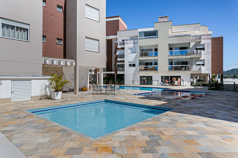 Passos do Mar: with pool and barbecue grill