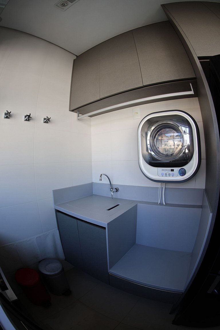 Passos do Mar com Alto Padrão e Piscina