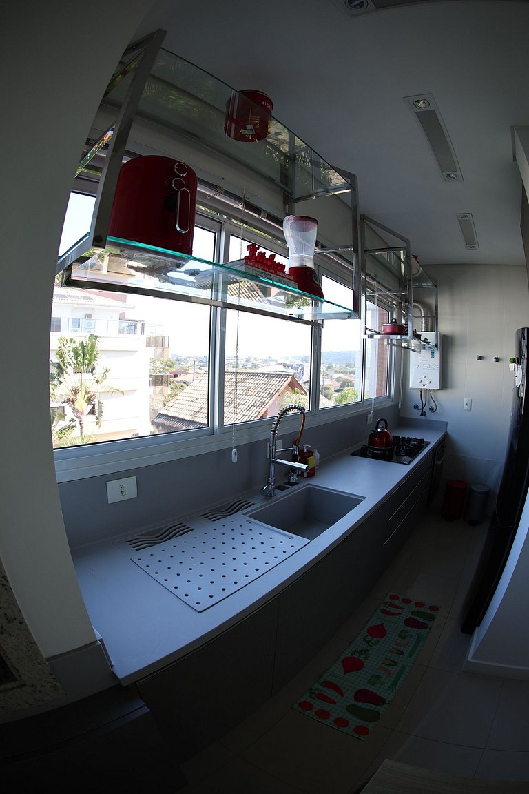 Passos do Mar com Alto Padrão e Piscina