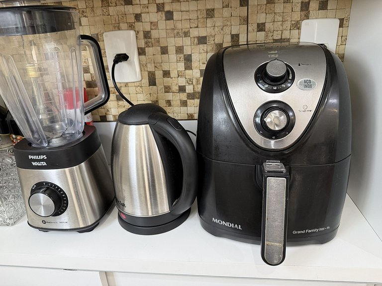 Casão no Campeche Com Piscina e Perto da Praia