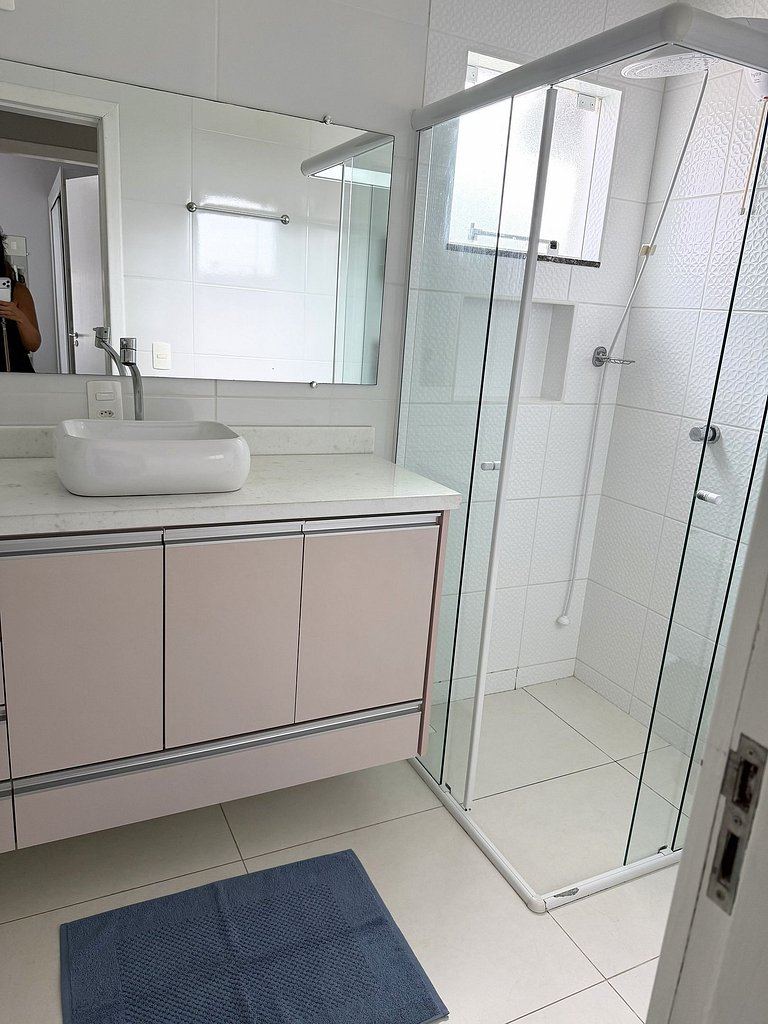 Casão no Campeche Com Piscina e Perto da Praia