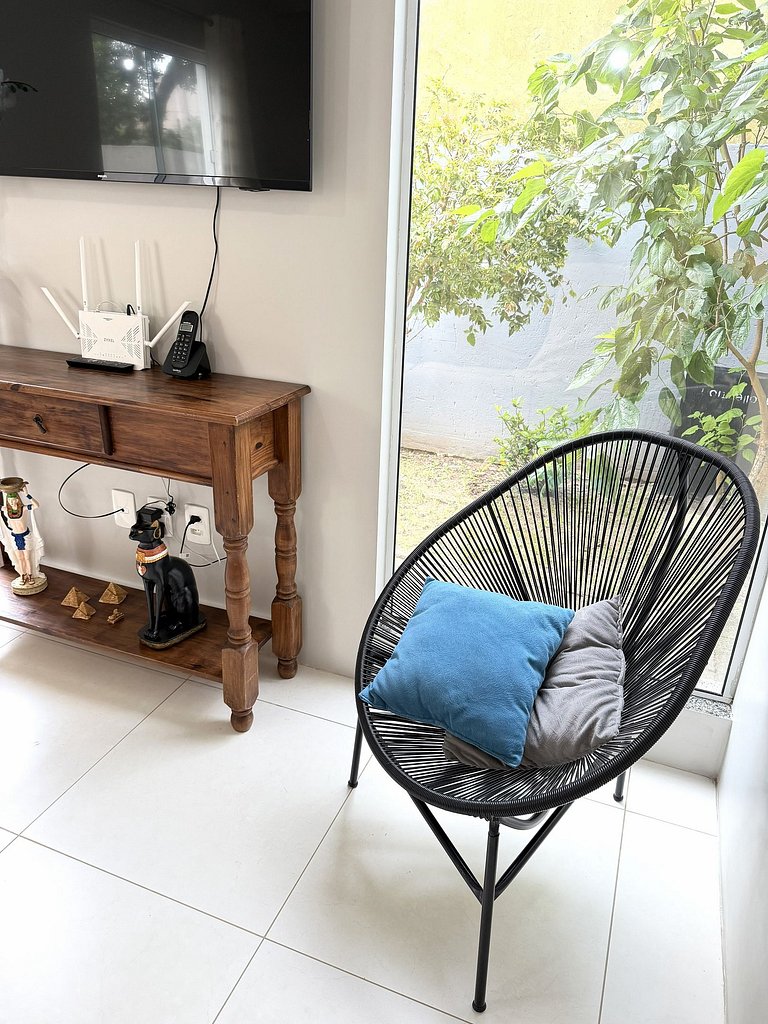 Casão no Campeche Com Piscina e Perto da Praia