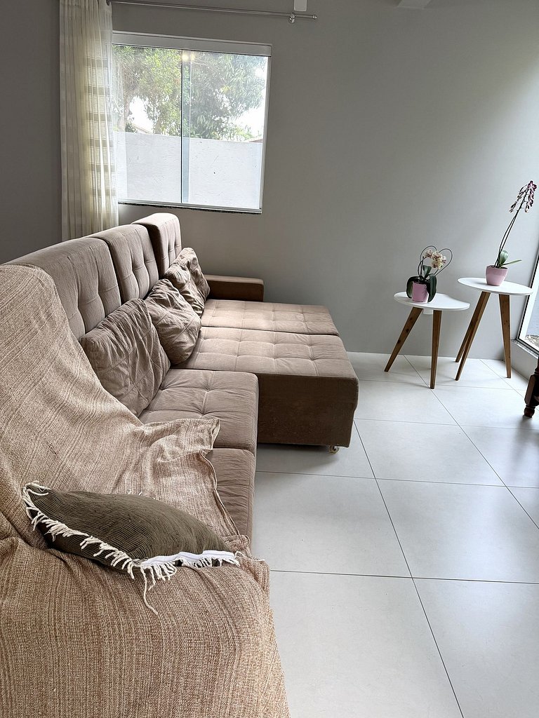 Casão no Campeche Com Piscina e Perto da Praia