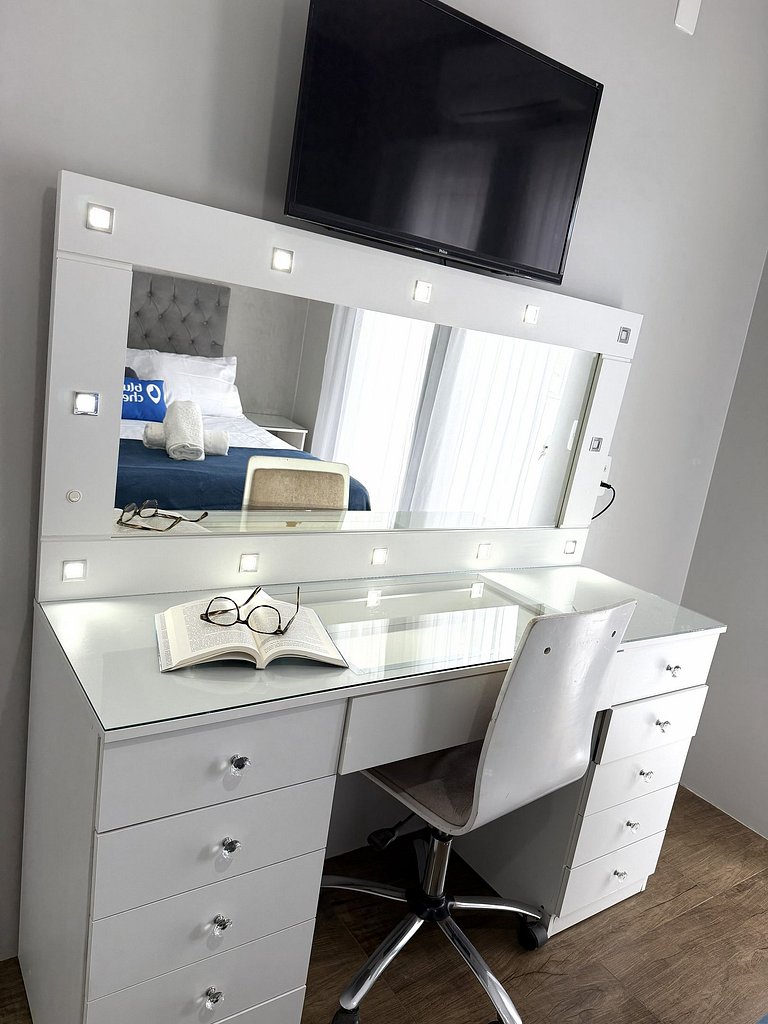 Casão no Campeche Com Piscina e Perto da Praia