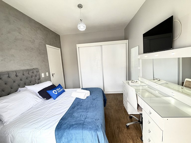 Casão no Campeche Com Piscina e Perto da Praia