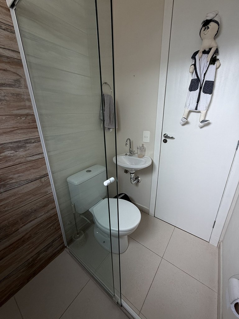 Casão no Campeche Com Piscina e Perto da Praia