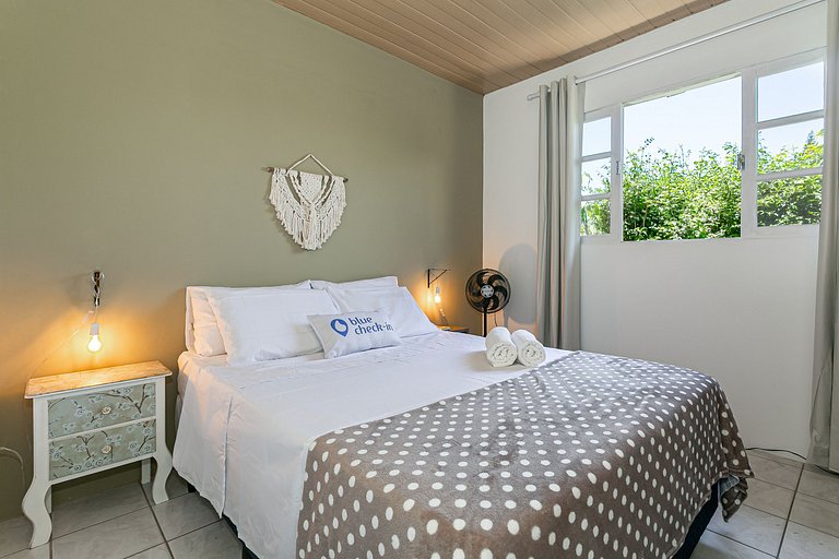 Casa Aconchegante no Campeche com Jardim