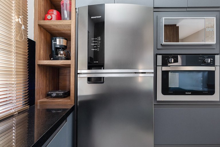 Beachfront house: pool, barbecue, jacuzzi, and more