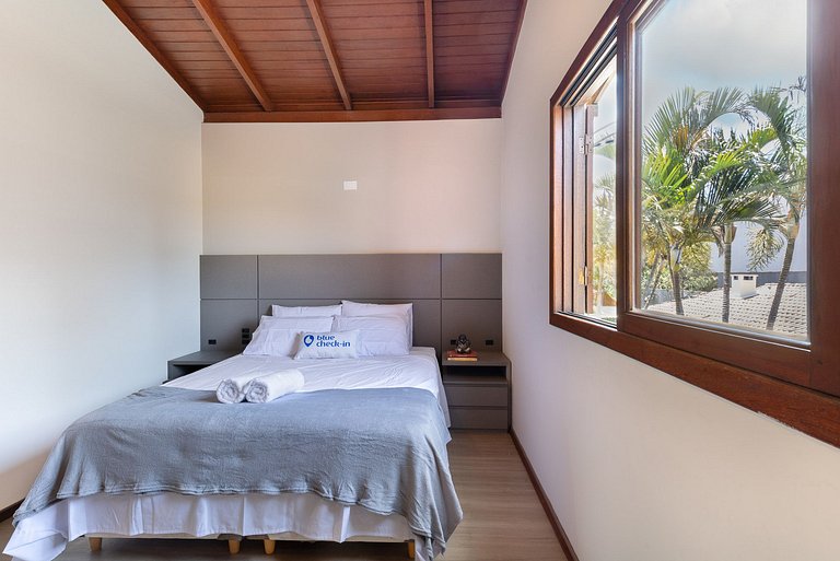 Casa pé na areia: piscina churrasqueira jacuzzi e+