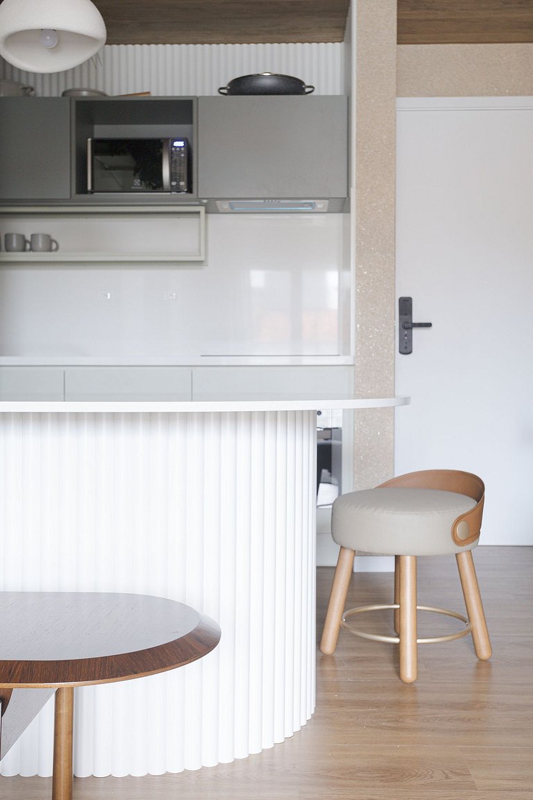 Pé na Areia com Luxo Piscina e Churrasqueira