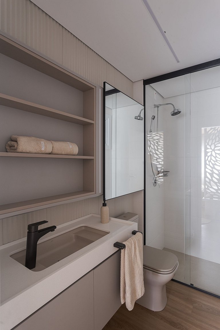 Pé na Areia com Luxo Piscina e Churrasqueira