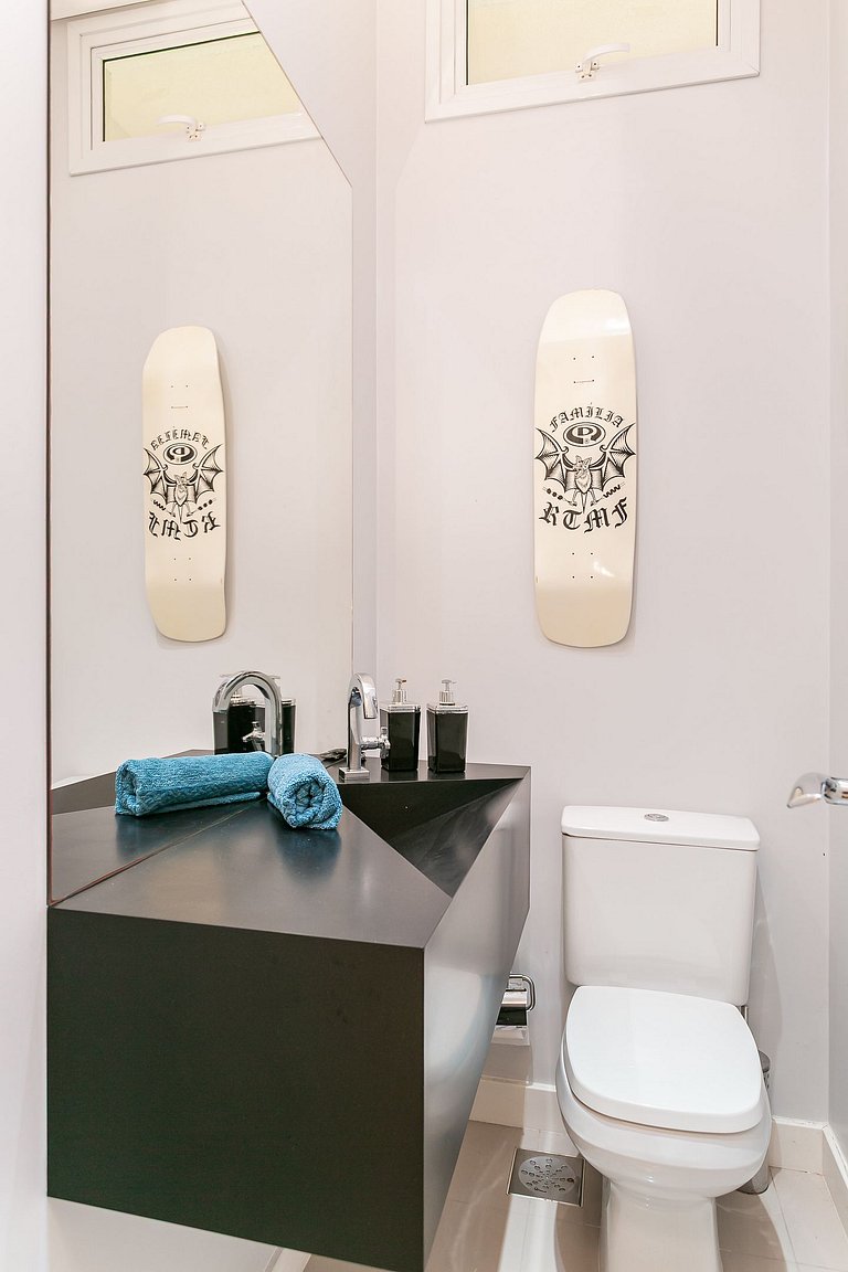 Passos do Mar com Alto Padrão e Piscina