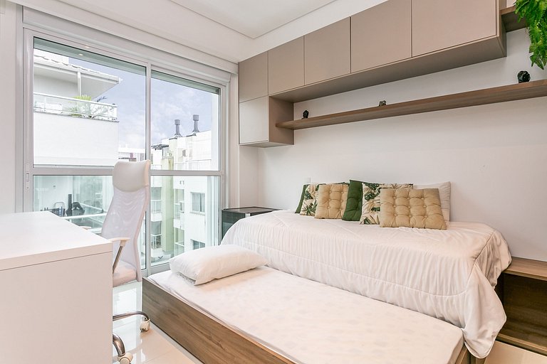 Passos do Mar with High Standard and Swimming Pool