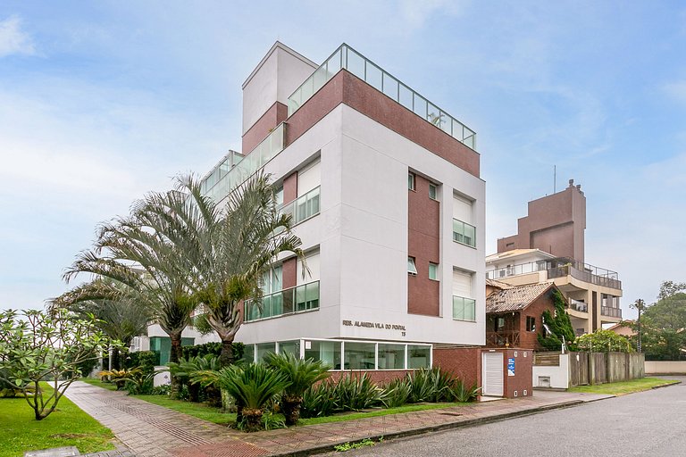 Passos do Mar with High Standard and Swimming Pool