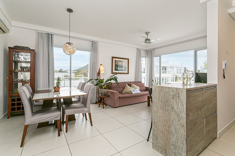 Penthouse mit Jacuzzi nur wenige Schritte vom Meer entfernt