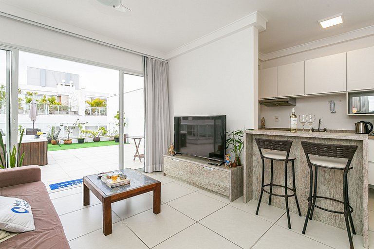 Penthouse mit Jacuzzi nur wenige Schritte vom Meer entfernt