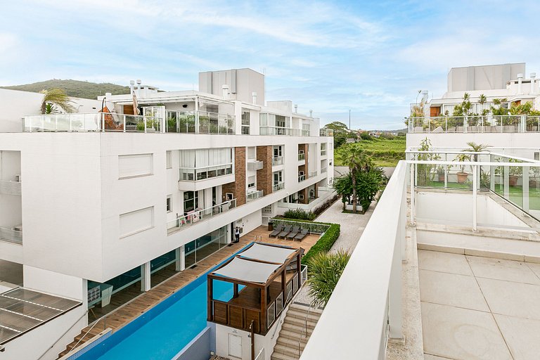 Penthouse mit Jacuzzi nur wenige Schritte vom Meer entfernt