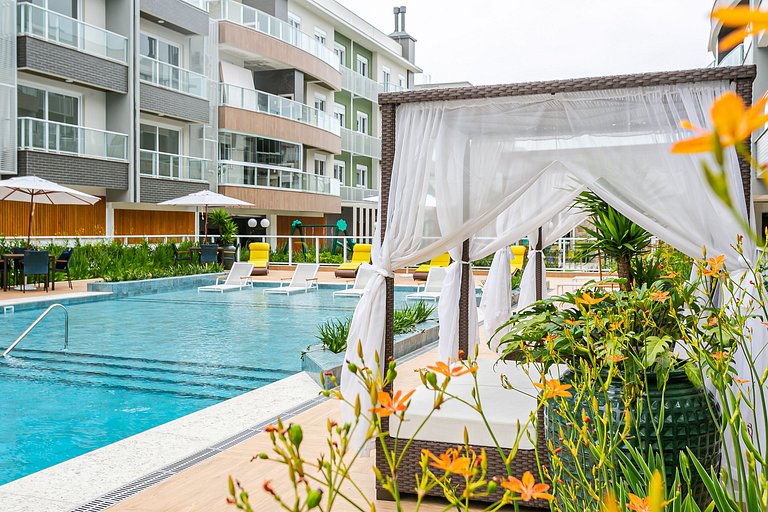 Pé na areia com Luxo Piscina e Churrasqueira