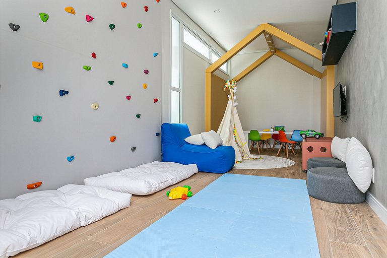 Pé na Areia com Luxo Piscina e Churrasqueira