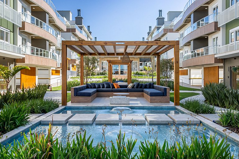 Pé na Areia com Luxo Piscina e Churrasqueira