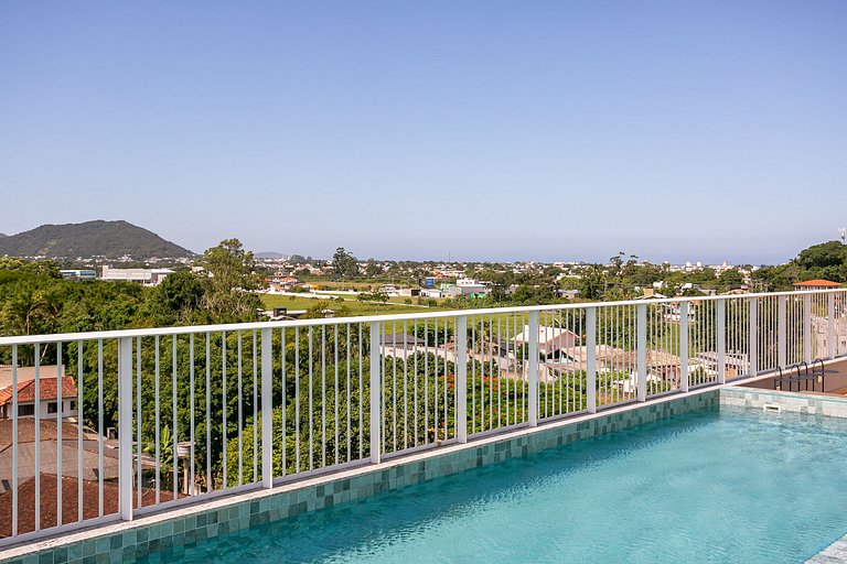 Pool and High Standard: very close to the beaches