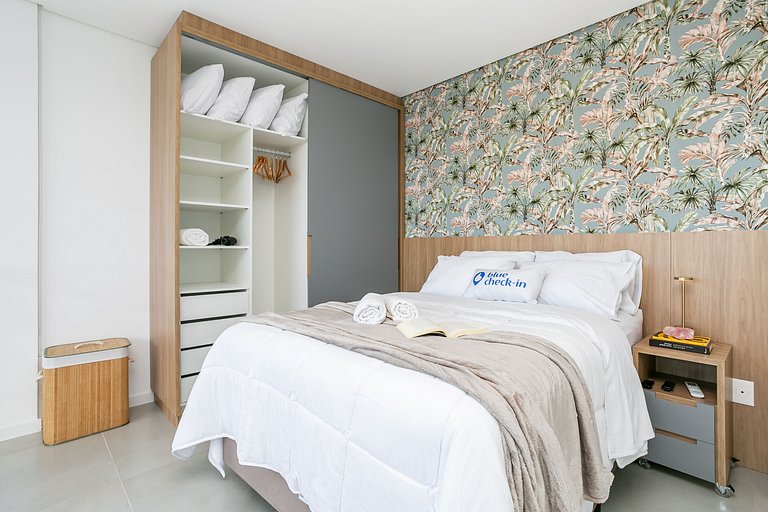 Studio with pool near the beaches