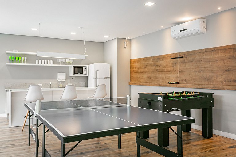 Penthouse with Private Jacuzzi 500m from the beach