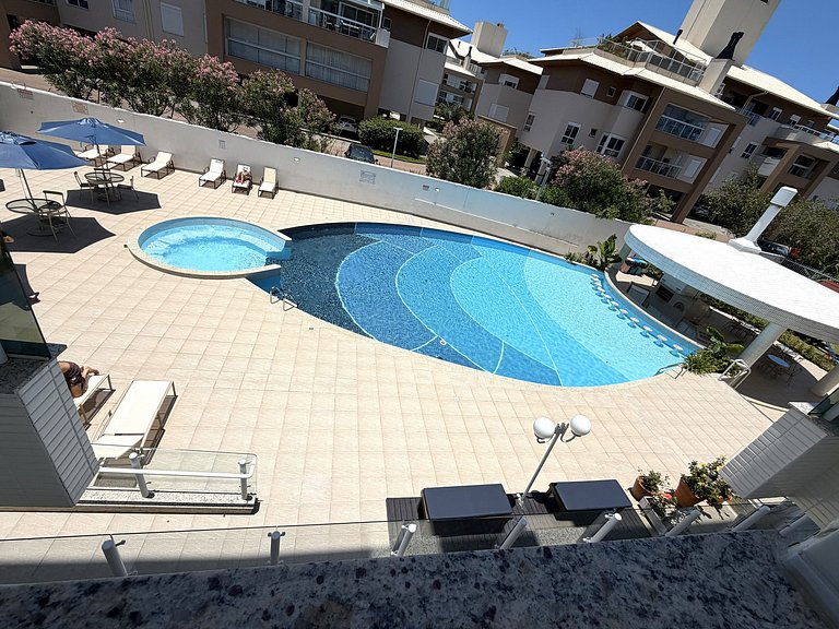 Pé na Areia: acesso privativo à praia!