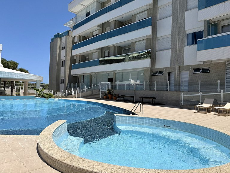 Feet in the Sand: private access to the beach!