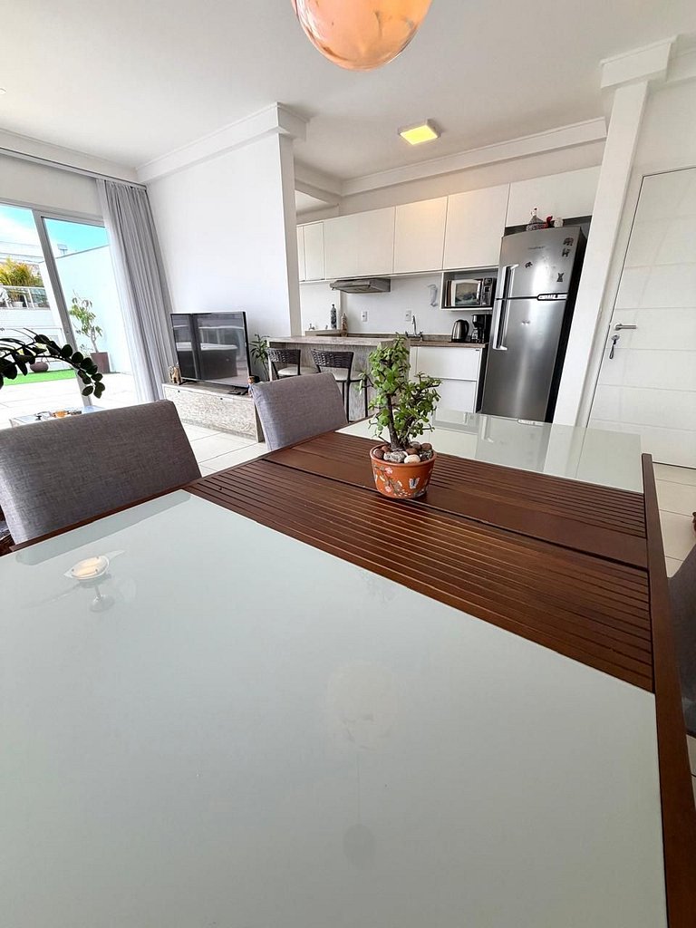 Penthouse mit Jacuzzi nur wenige Schritte vom Meer entfernt