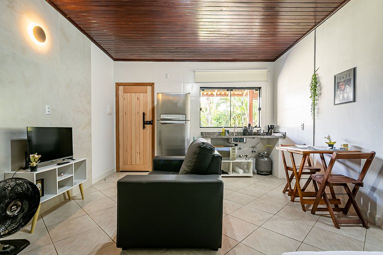 Estúdio em meio à natureza na praia da Armação #03