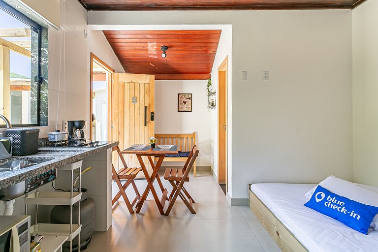 Stúdio #05 Praia Armação em meio a Natureza e Paz