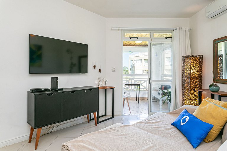 Studio with pool near the beaches