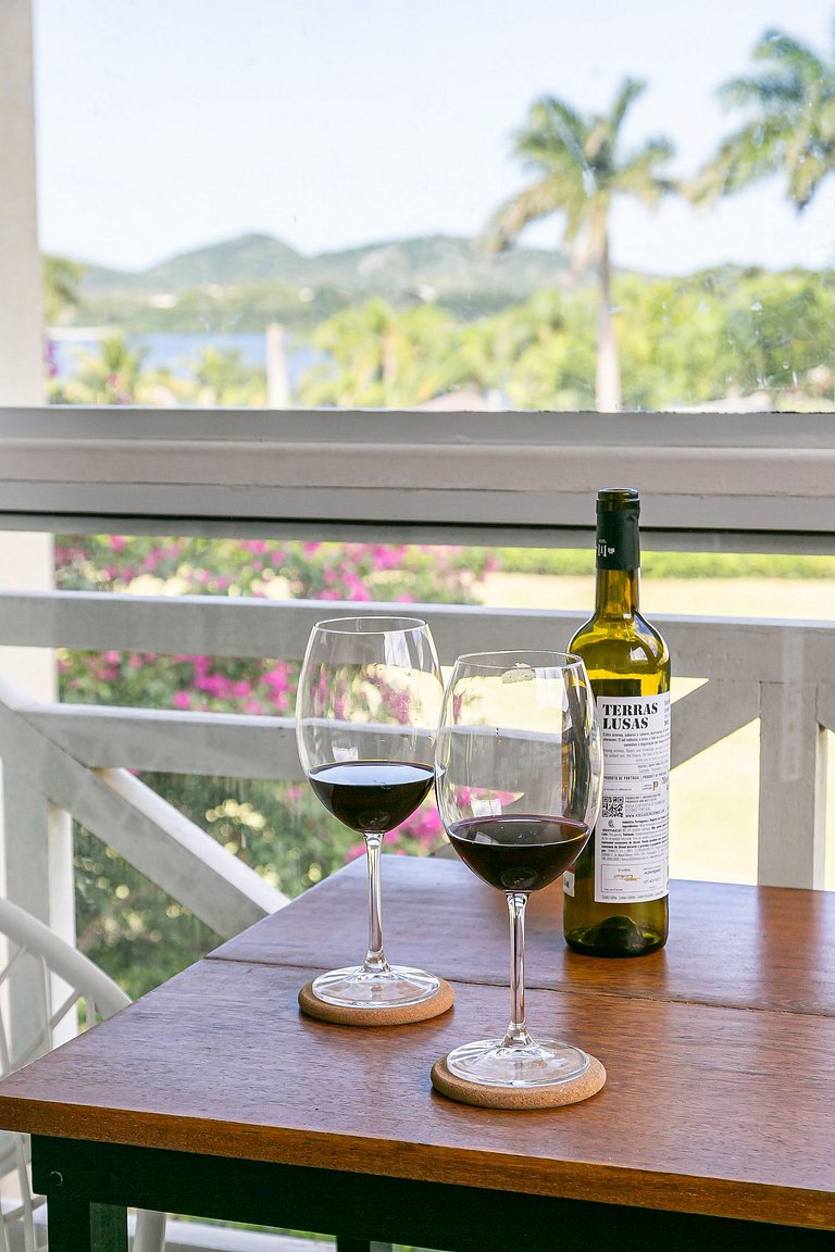 Studio with pool near the beaches