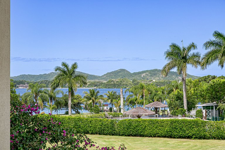 Condomínio resort à beira da lagoa: vista linda