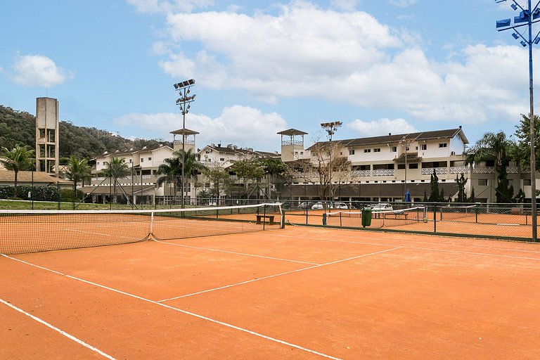 Estudio con pileta cerca de las playas