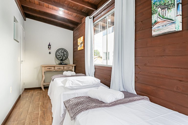 Casa amplia en Campeche con parrilla y piscina