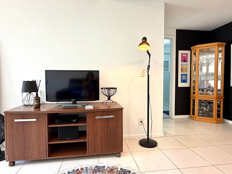 Laguna: hermosa vista y 1TB de internet